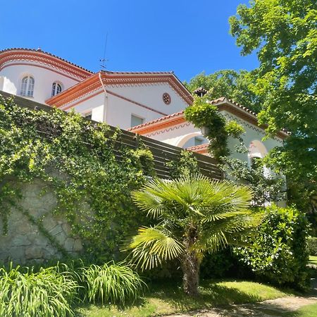 Espectacular Casa Chateau En El Centro De Olot Eksteriør billede